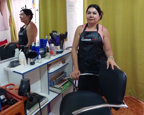 Manos que Crean Futuro: El Renacer del Salón de Erika