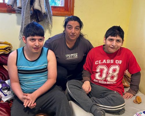 Más que insumos, es calidad de vida para los hermanos Ávila