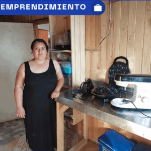 Ana, dulces que sostienen un hogar